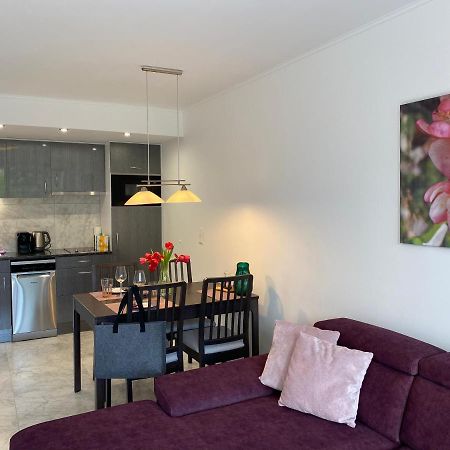 Lilie Appartement In Heviz Mit Tiefgarage, New And Modern Экстерьер фото
