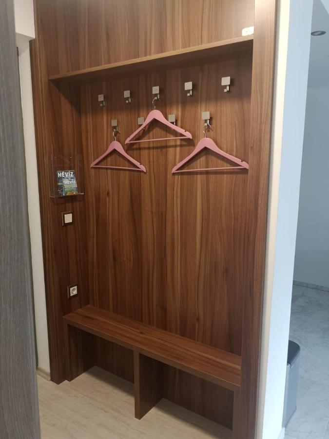 Lilie Appartement In Heviz Mit Tiefgarage, New And Modern Экстерьер фото